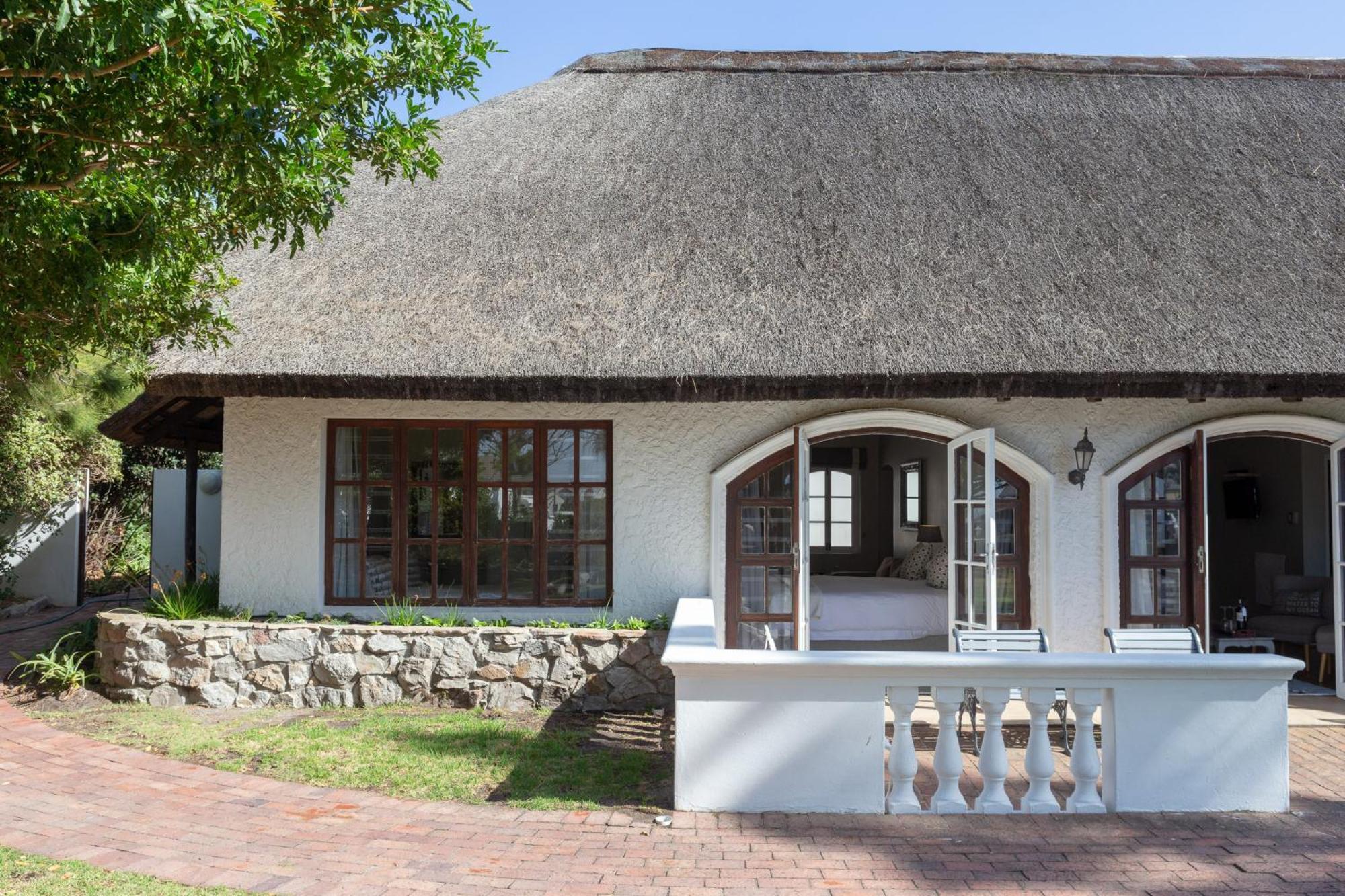 Whale Rock Luxury Lodge Hermanus Værelse billede