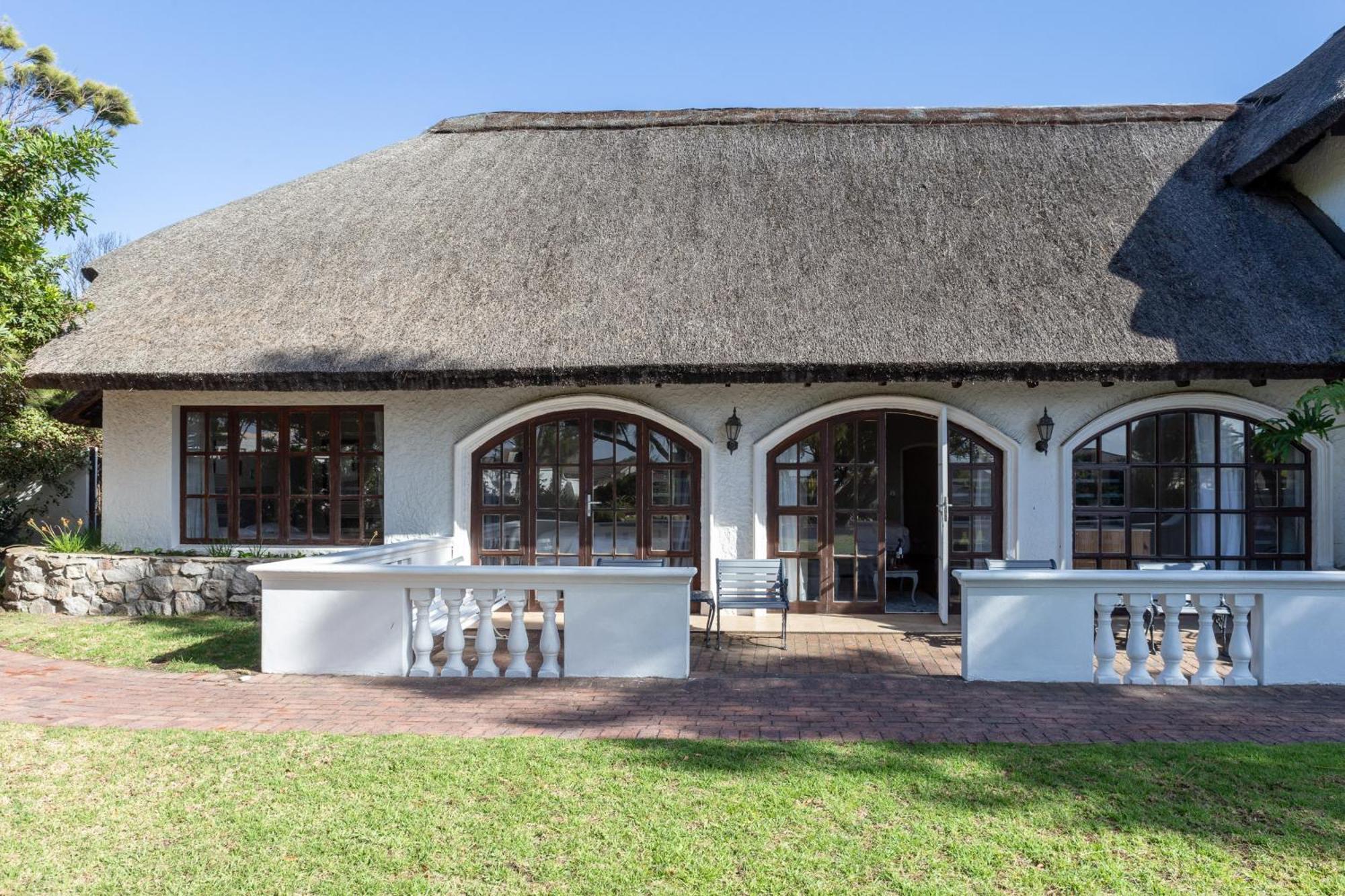 Whale Rock Luxury Lodge Hermanus Eksteriør billede